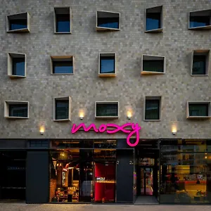 Moxy Hotel