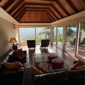 Refugio Camelias Landhaus Santana (Madeira)