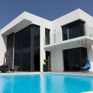 Luxo E Conforto Ferienhaus Calheta (Madeira)