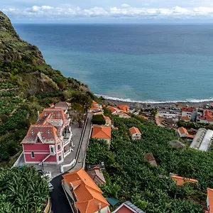 1905 Zino's Palace Ponta do Sol (Madeira)